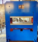 200吨框式双缸平板硫化机-PLC自动硫化机